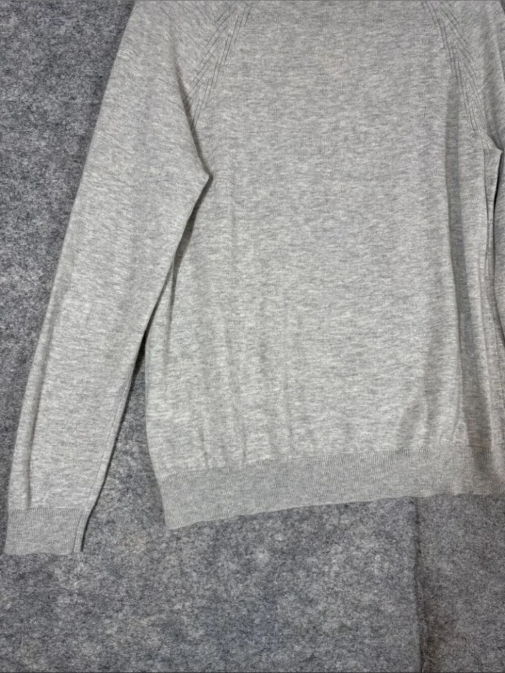 Majestic Filatures Cashmere Sweater Gray Size 2 Quiet Luxury Soft Knit